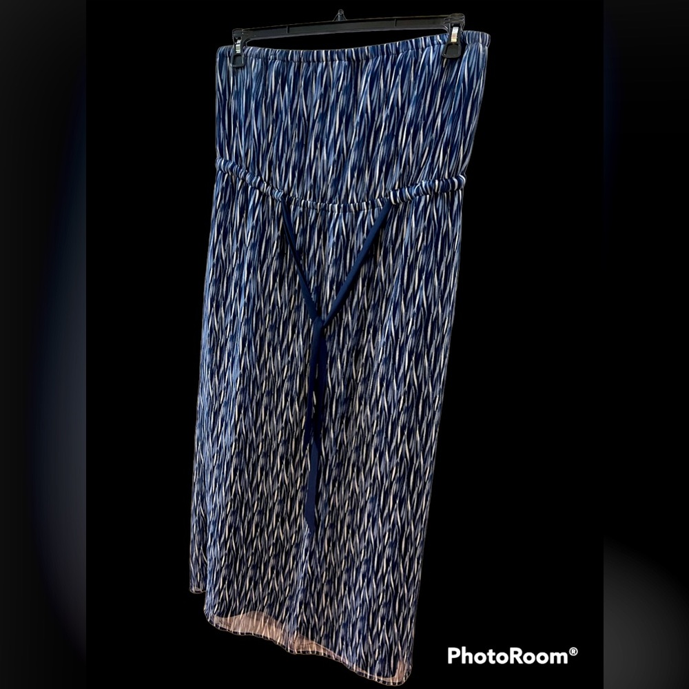 Shades of blue strapless maxi dress